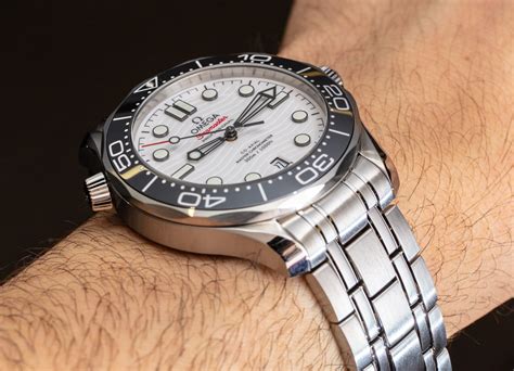 2014 omega seamaster 300|Omega Seamaster 300m white reviews.